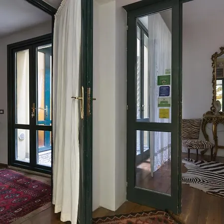 Albertad Bed & Breakfast 4*